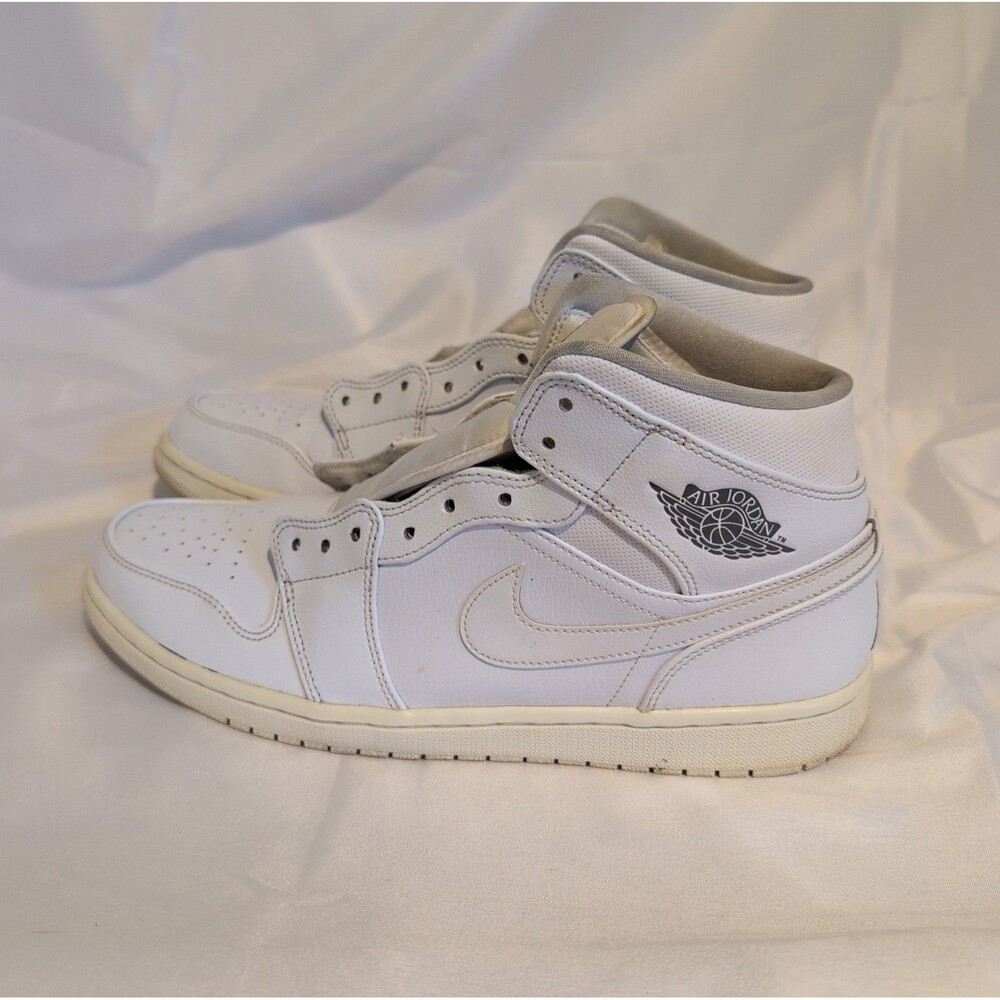 NIKE Air Jordan 1 Mid White Wolf Grey size 11.5 - Picture 7 of 10